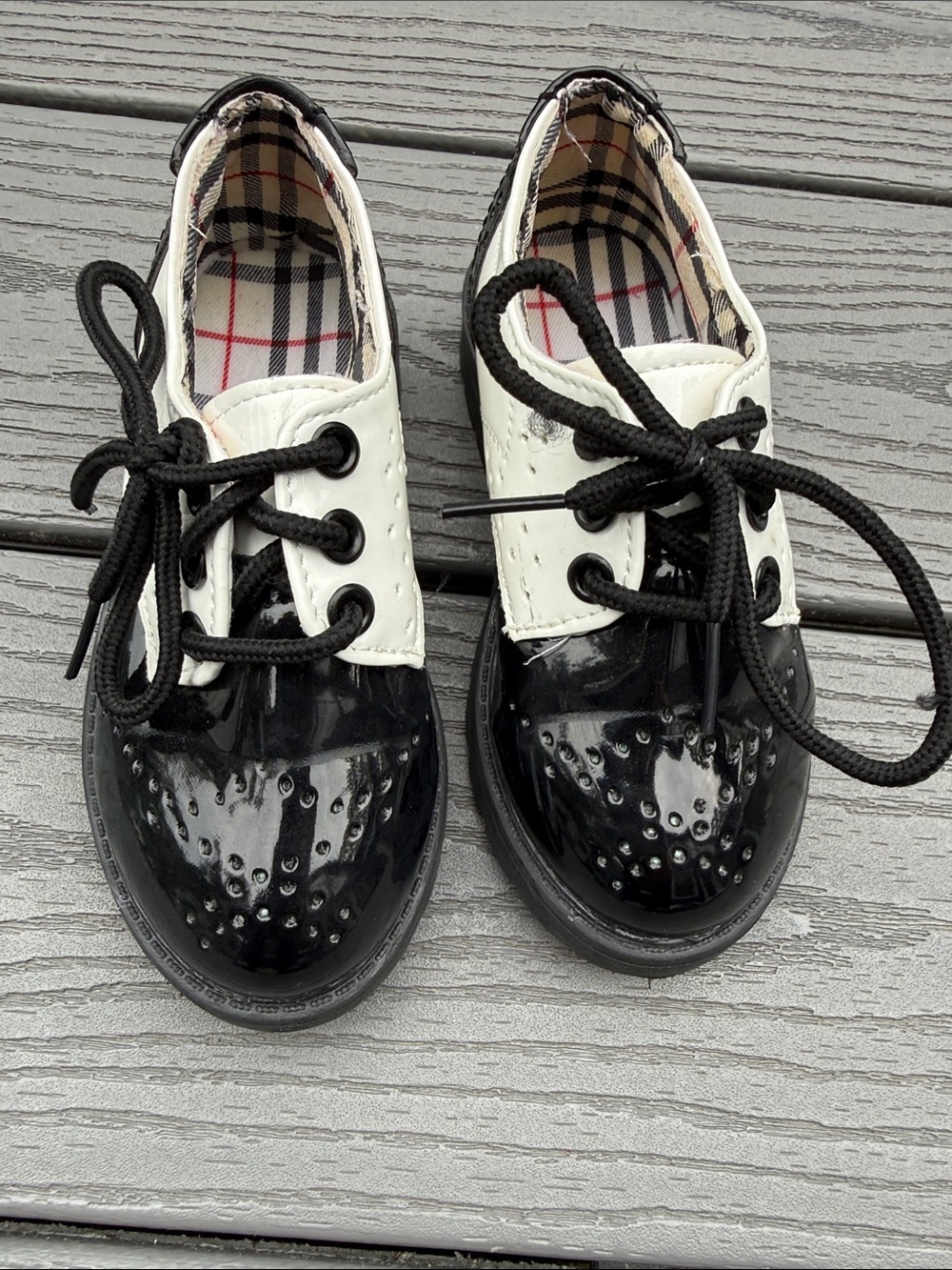 Toddler Two-Tone Black and White Dress Shoes